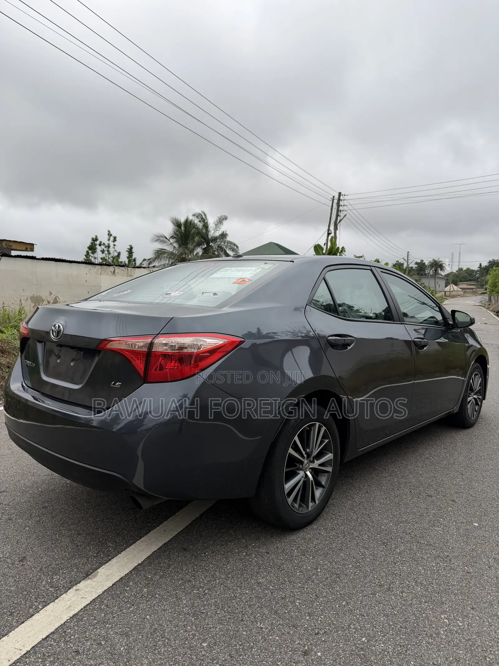 Toyota Corolla LE Eco (1.8L 4cyl 2A) 2018 Gray