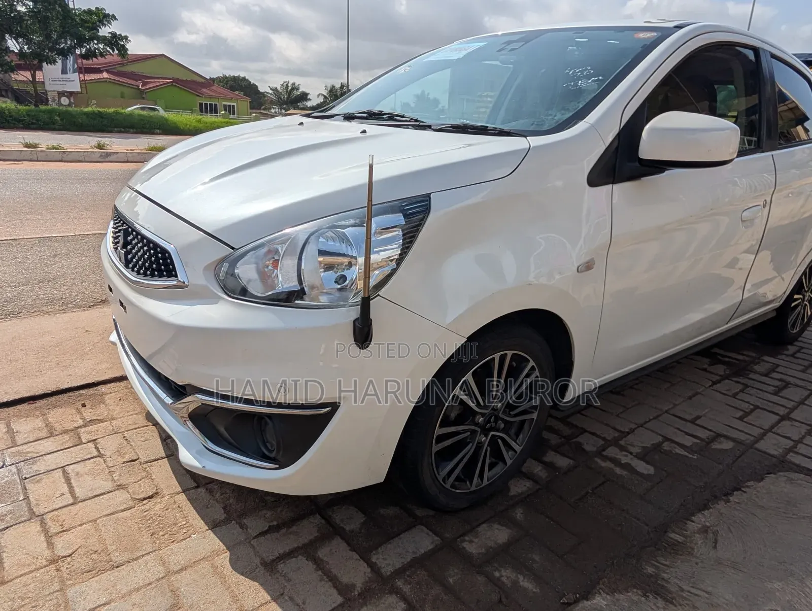 Mitsubishi Mirage ES 2017 Pearl