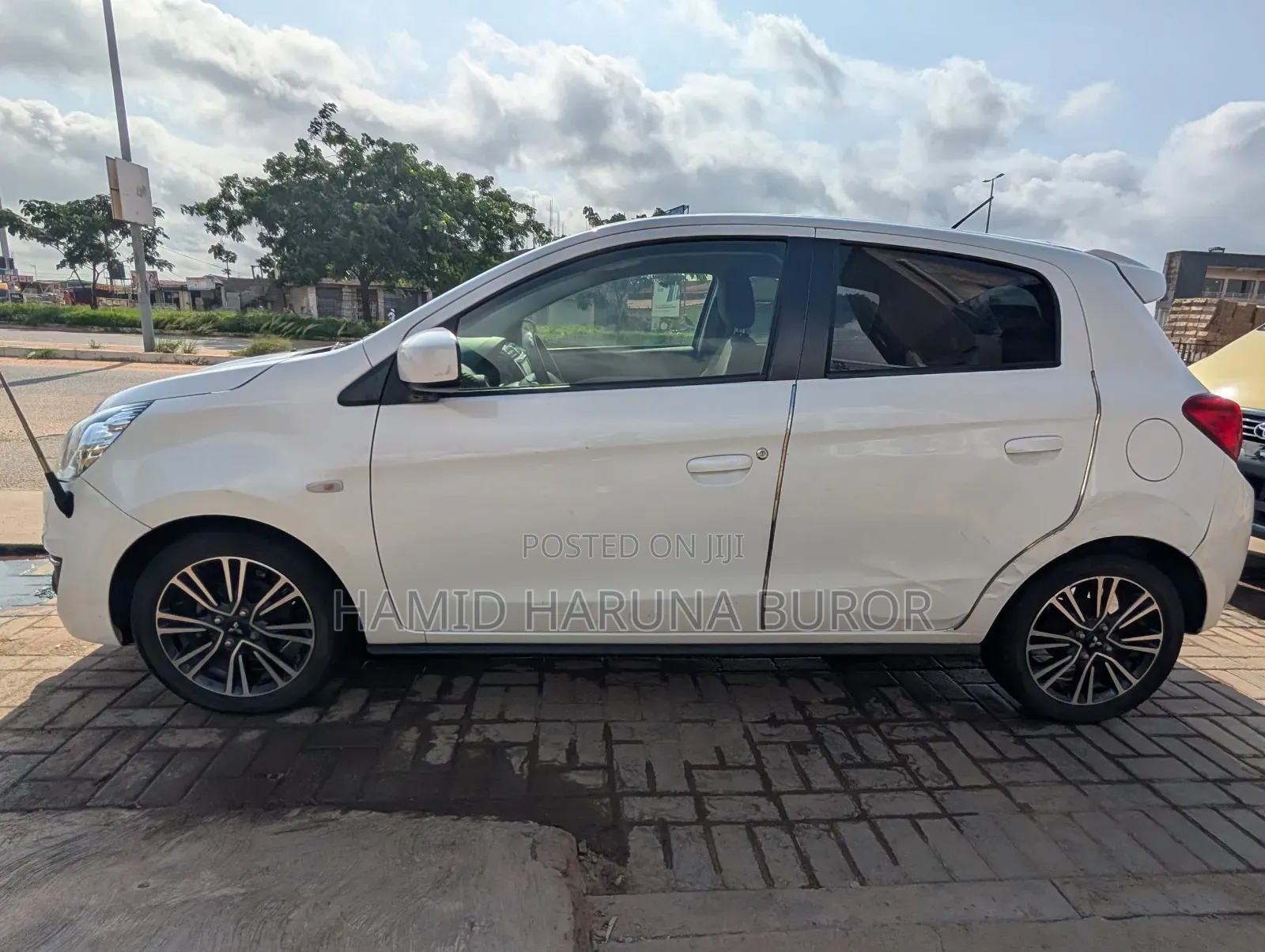 Mitsubishi Mirage ES 2017 Pearl