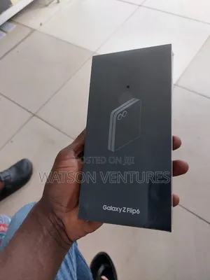 New Samsung Galaxy Z Flip6 256 GB Black