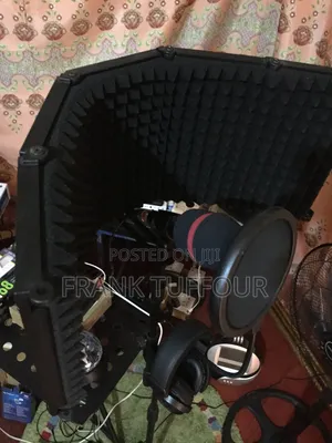 Acoustic Vocal Booth With Condenser Mic Pop Filter