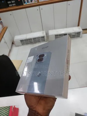 New Google Pixel 10 Pro Fold 256 GB Gold