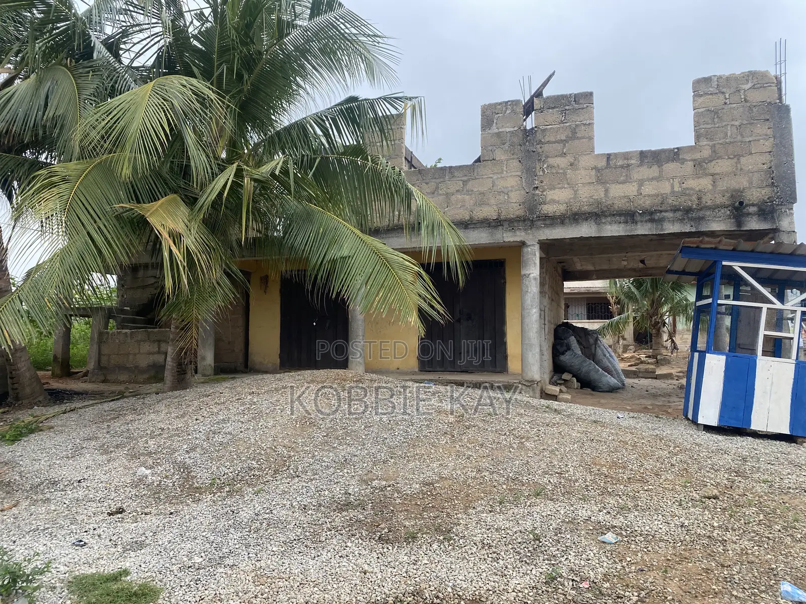 6bdrm House in Oti-Kuwait, Kumasi Metropolitan for sale