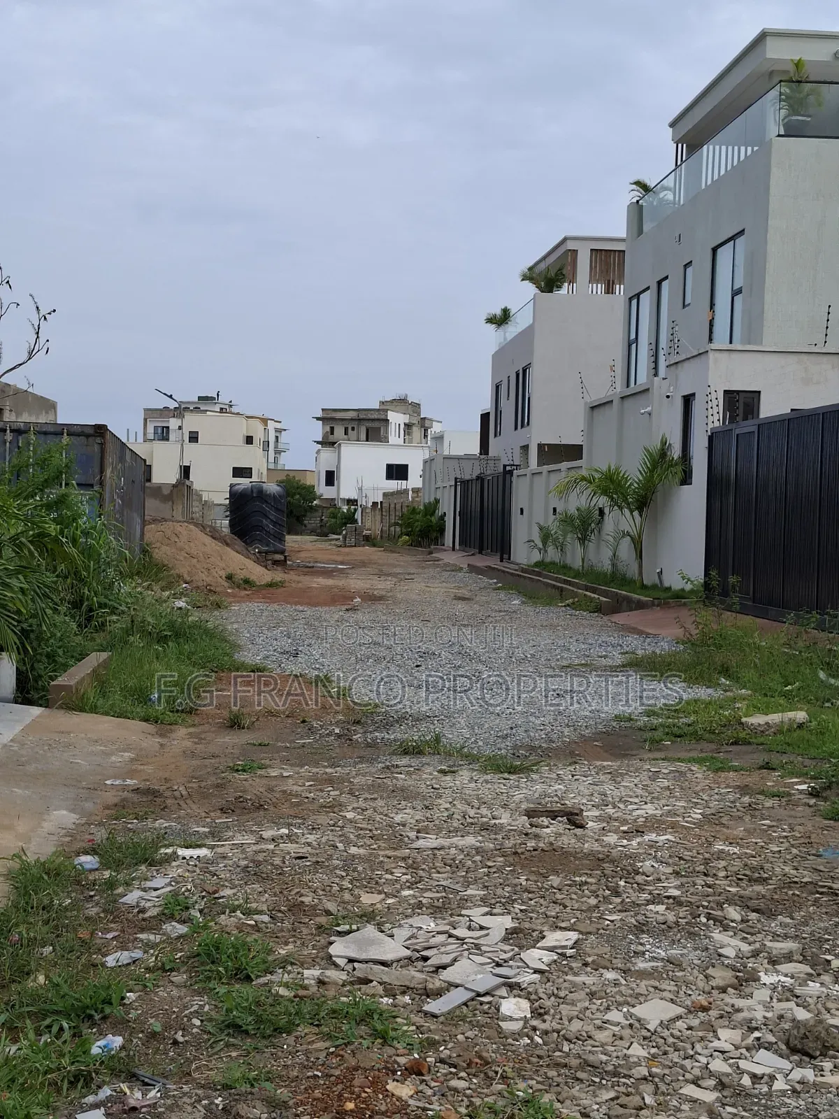 Two Endhalf Plots of Land for Sale at Airport