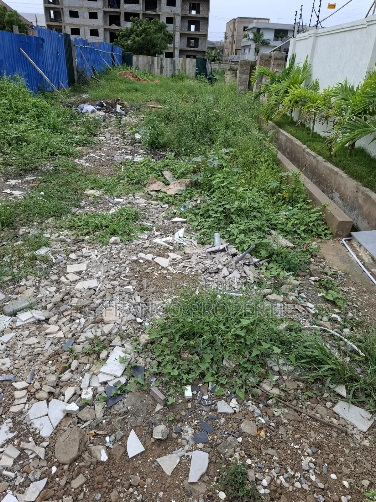 Two Endhalf Plots of Land for Sale at Airport