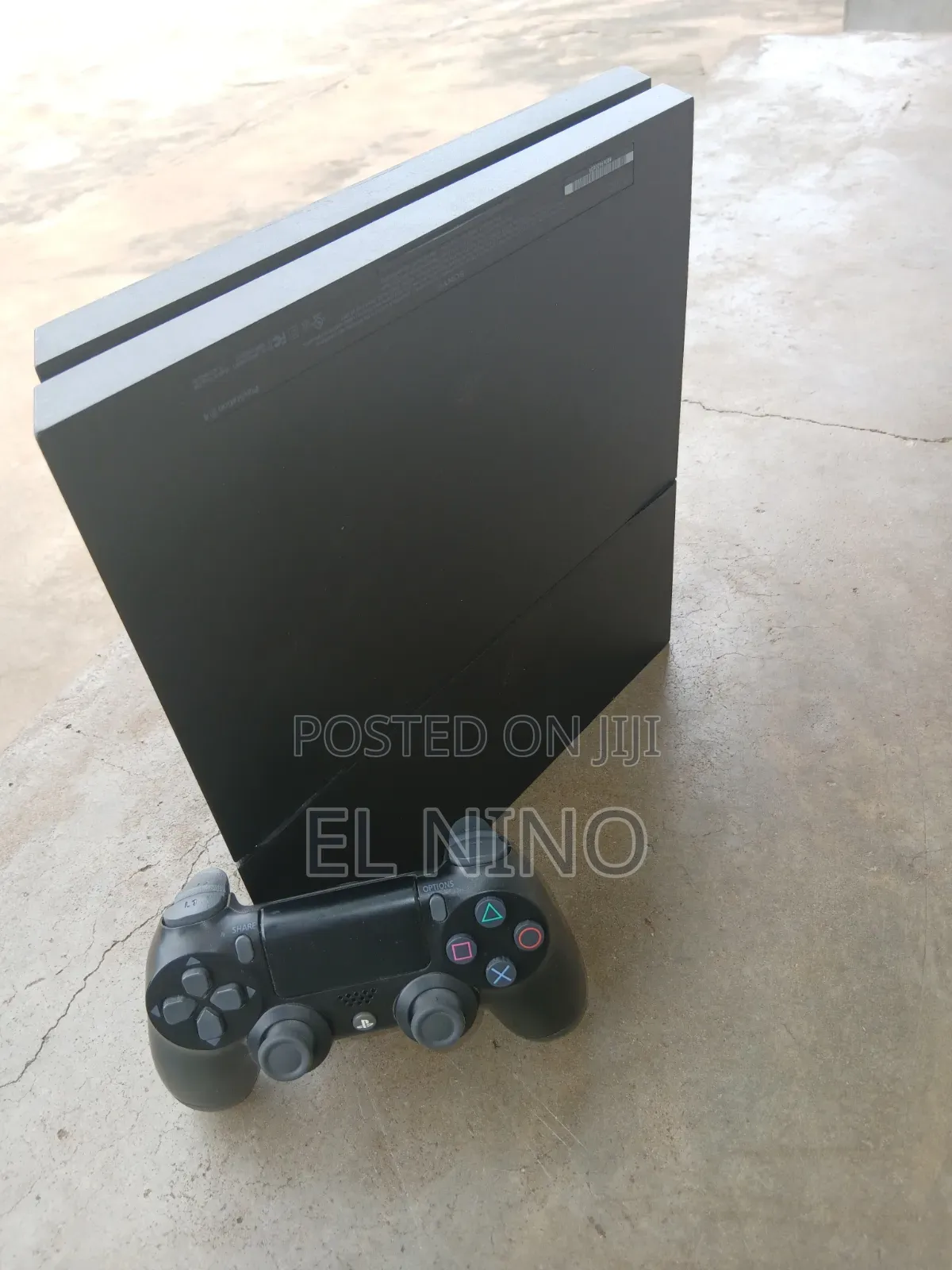 Playstation 4 Standard