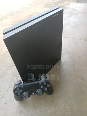 Playstation 4 Standard