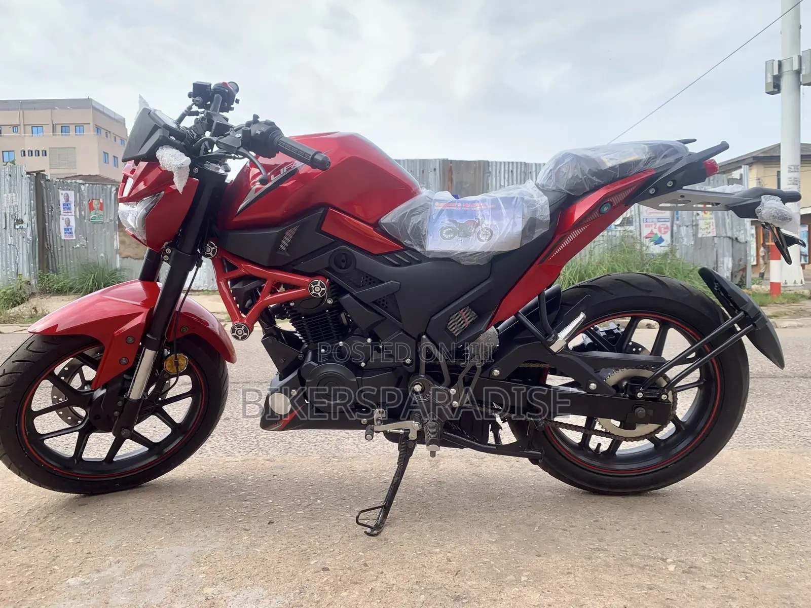 New Lifan 2022 Red