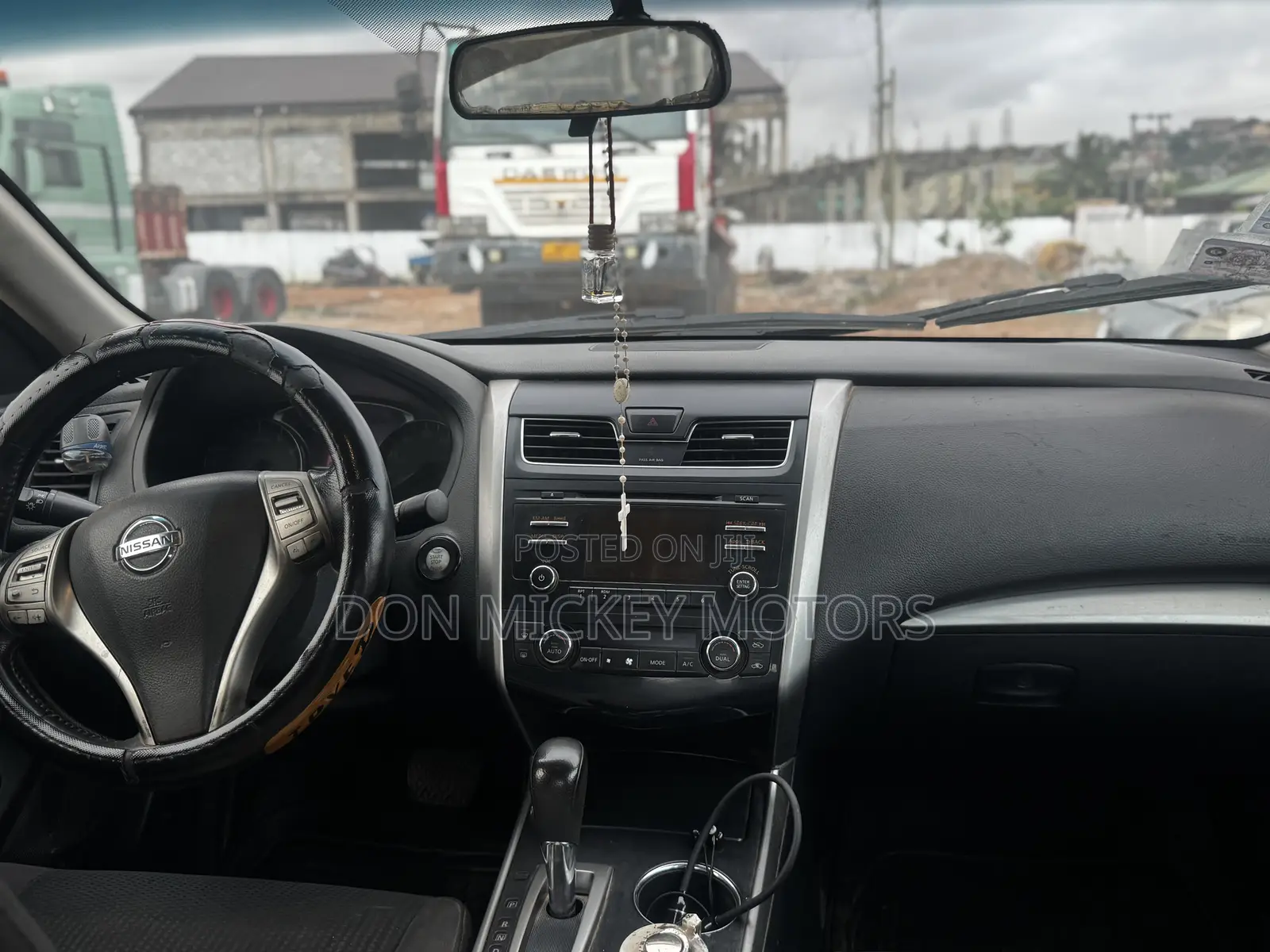 Nissan Altima 2.5 SL 4dr Sedan (2.5L 4cyl CVT) 2015 Gray