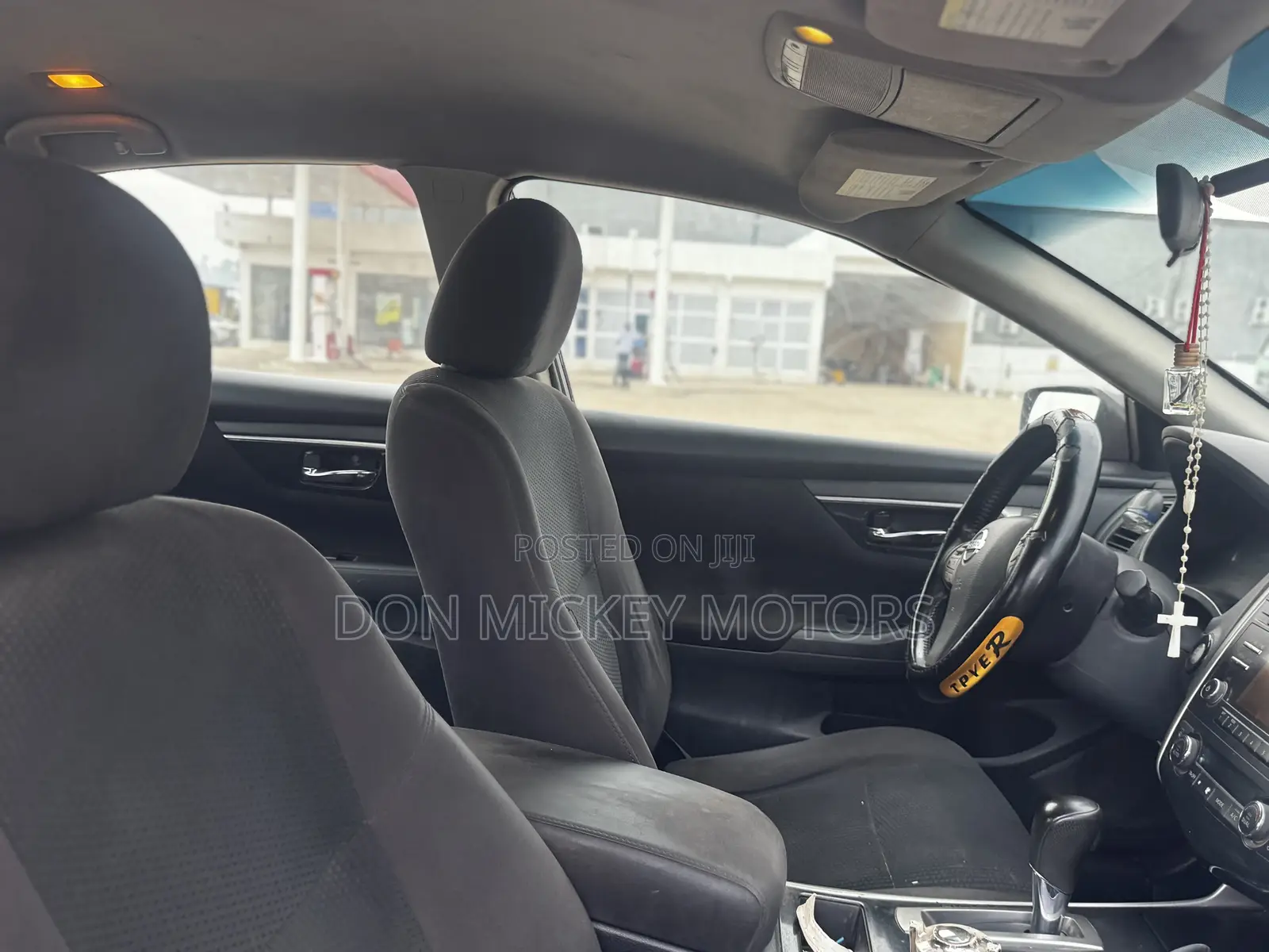 Nissan Altima 2.5 SL 4dr Sedan (2.5L 4cyl CVT) 2015 Gray