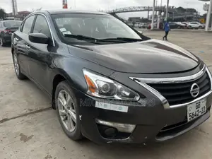 Nissan Altima 2.5 SL 4dr Sedan (2.5L 4cyl CVT) 2015 Gray
