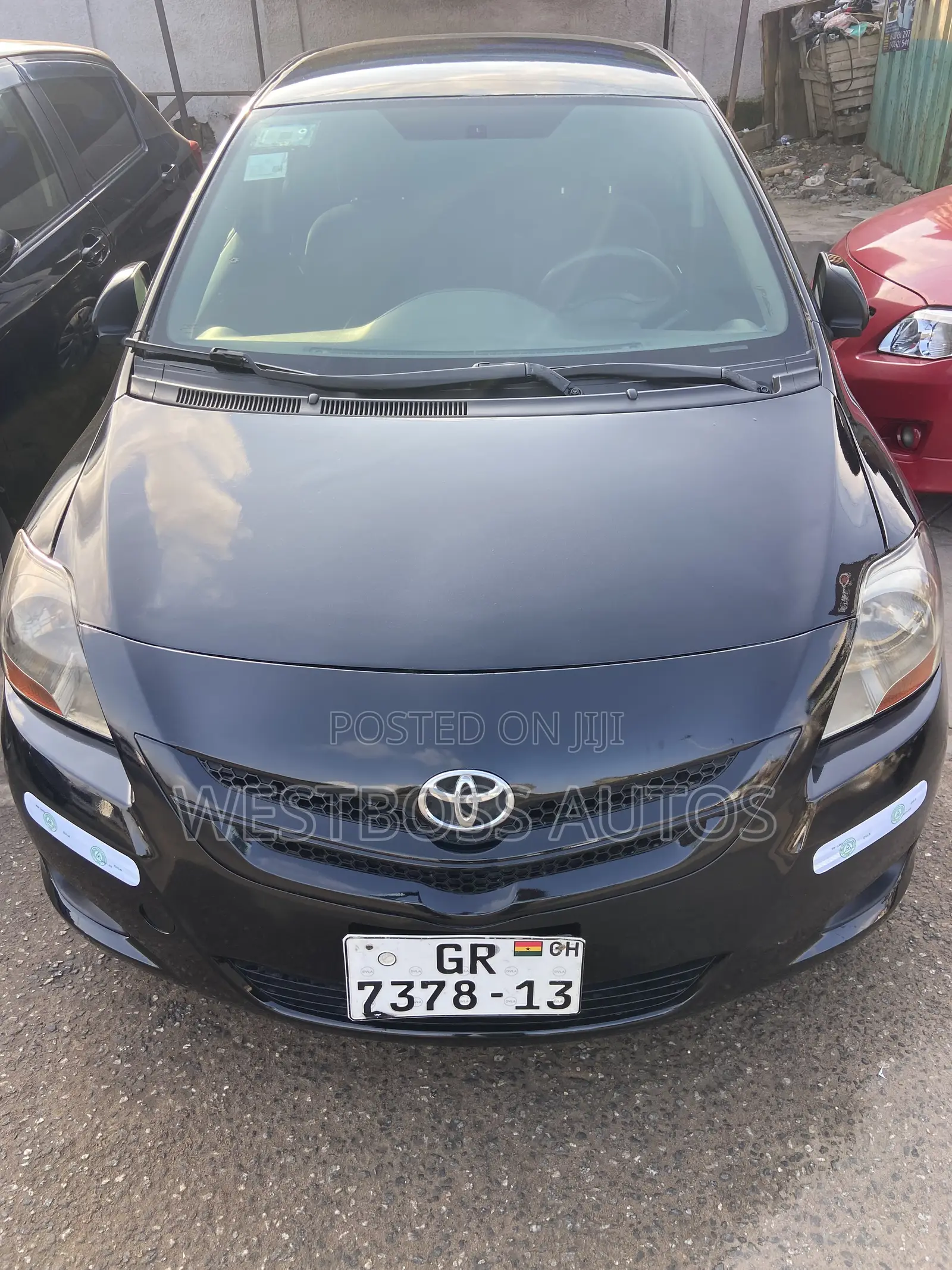 Toyota Yaris Base Hatchback 5dr 2010 Black