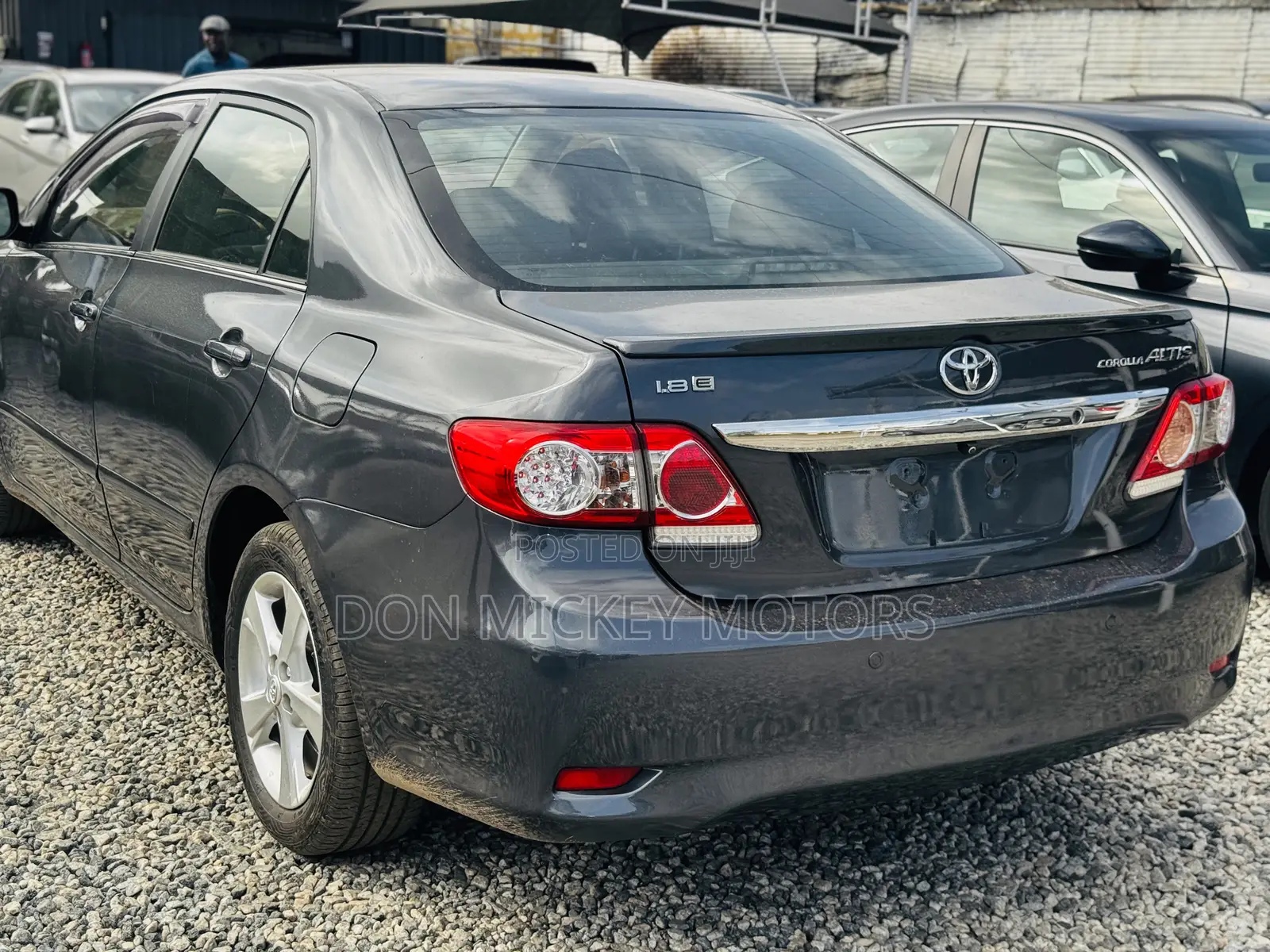 Toyota Corolla LE 4dr Sedan (1.8L 4cyl 4A) 2012 Gray