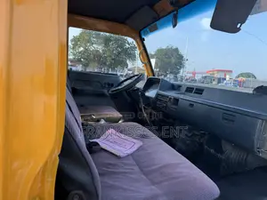 Hyundai Might Towing/Crane