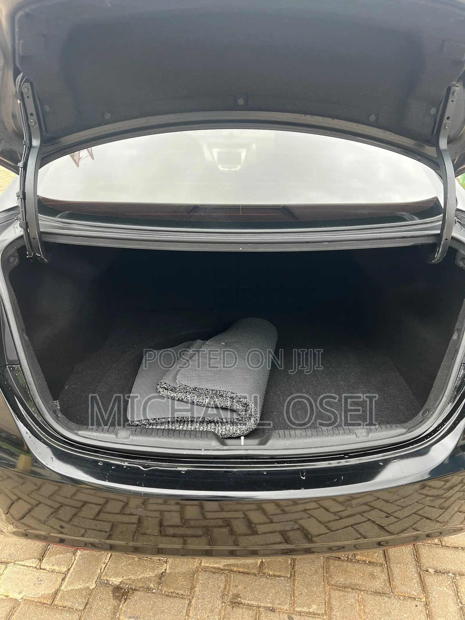 Hyundai Avante 2013 Black