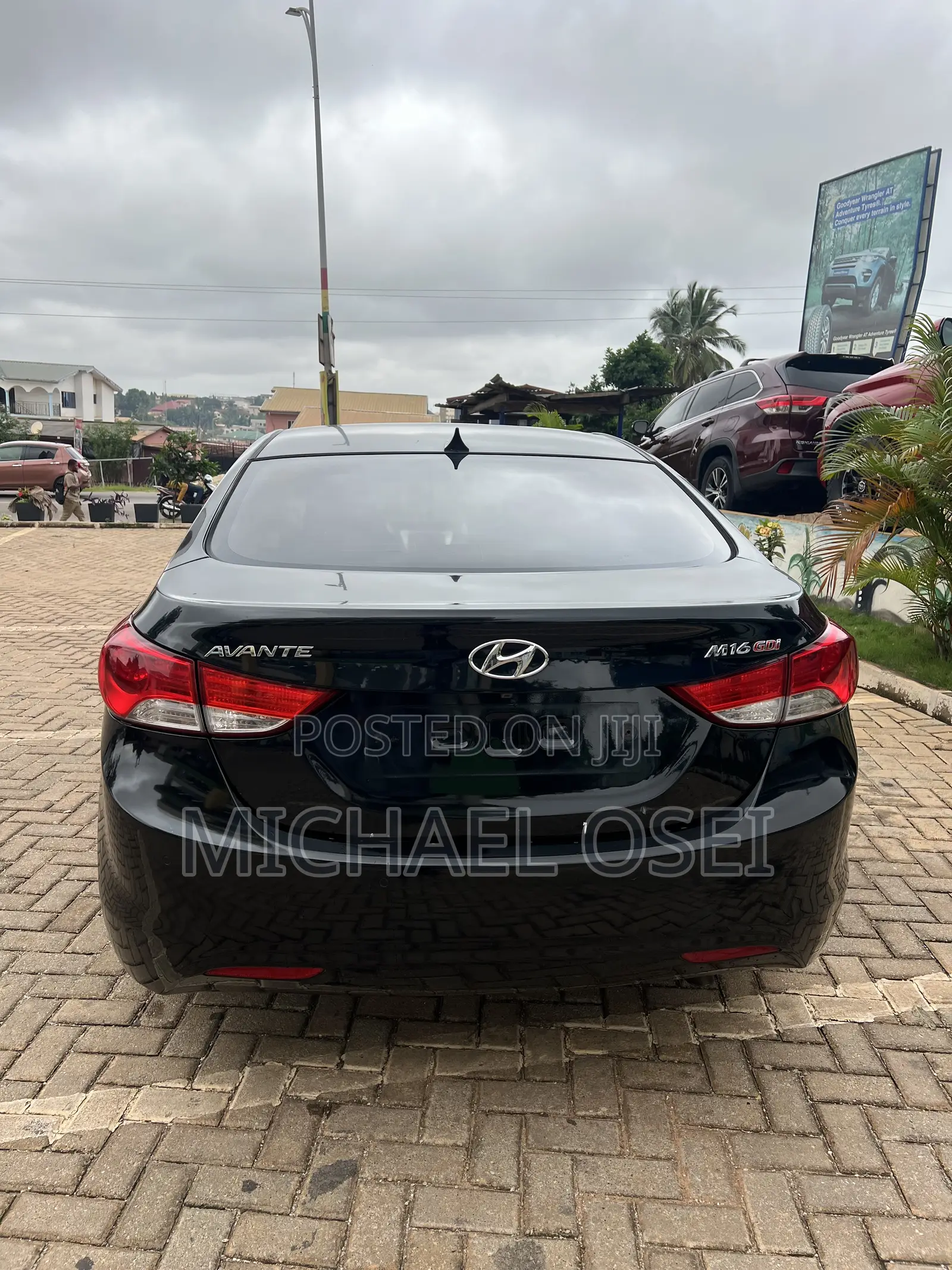 Hyundai Avante 2013 Black