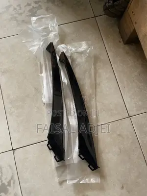 Accord 18 Headlight Down Stripe