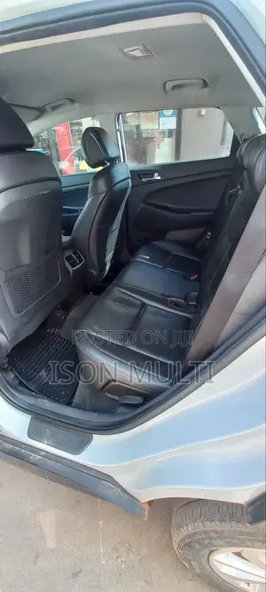 Hyundai Tucson Eco FWD 2017 White