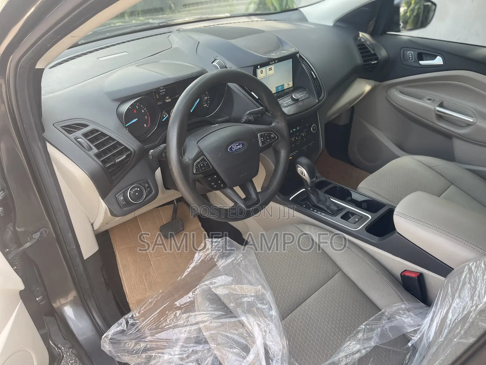 Ford Escape SE FWD 2019 Gray