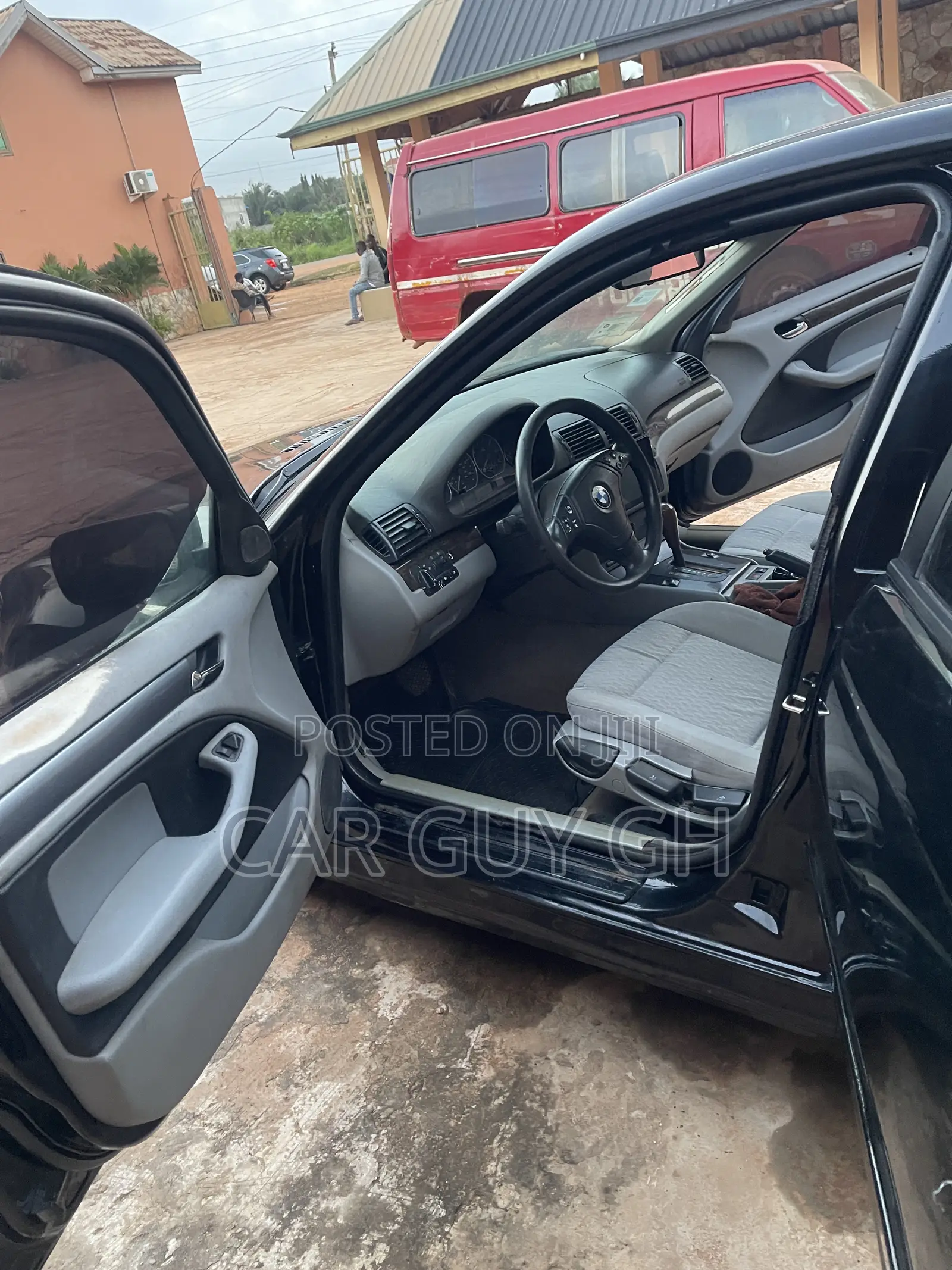 BMW 318i 2000 Black