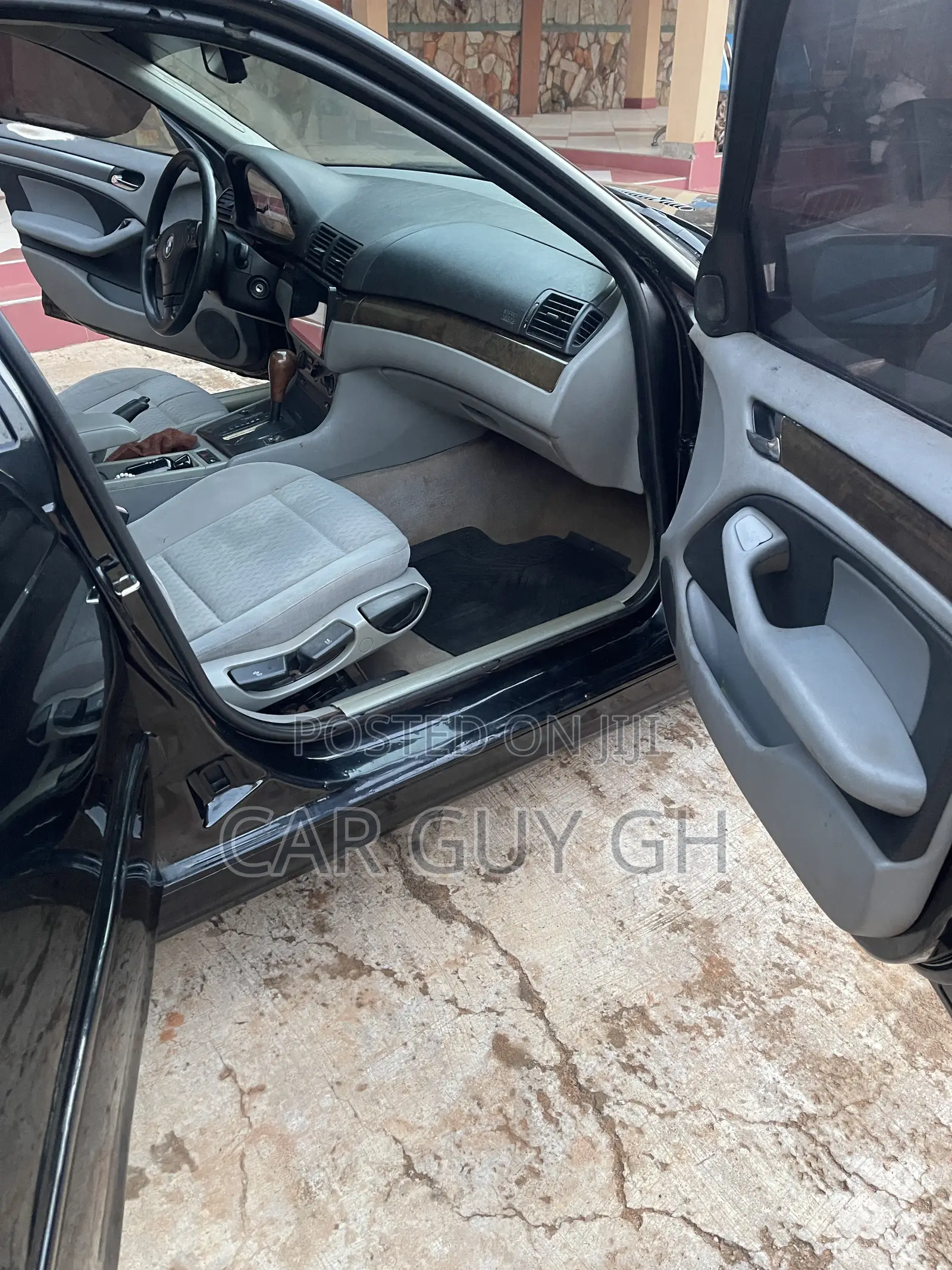 BMW 318i 2000 Black