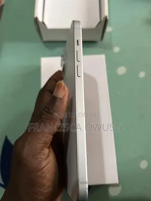 Apple iPhone 15 Plus 128 GB White