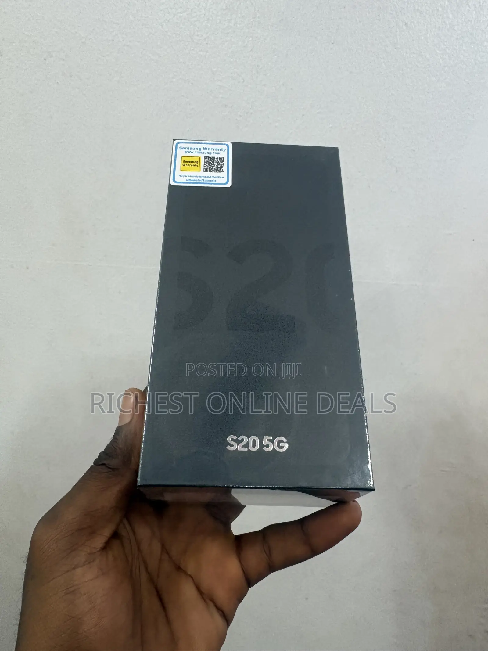 New Samsung Galaxy S20 128 GB Black