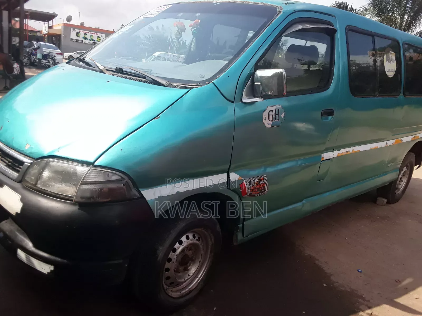Toyota HiAce 2005 Green