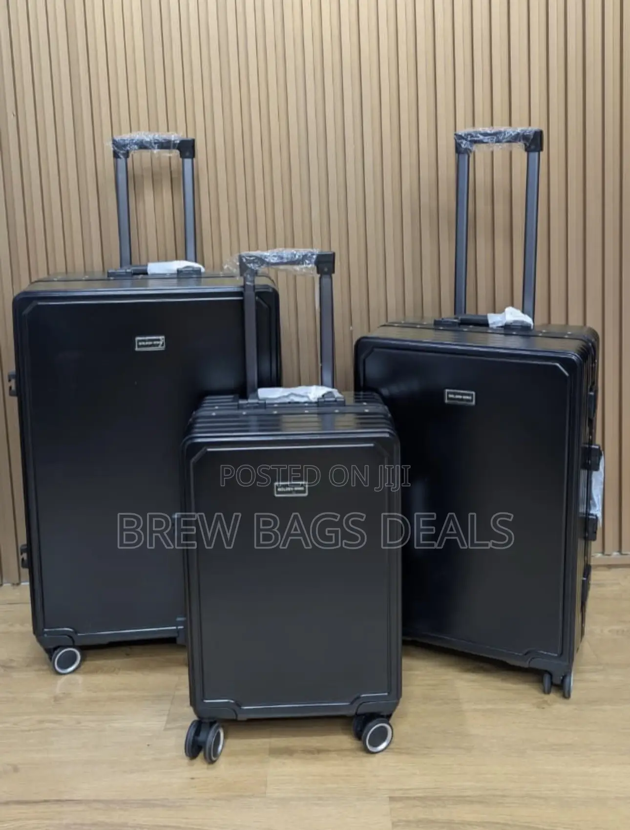Premium Luxury Zipless 3set With Bottle Holder Suitcase.