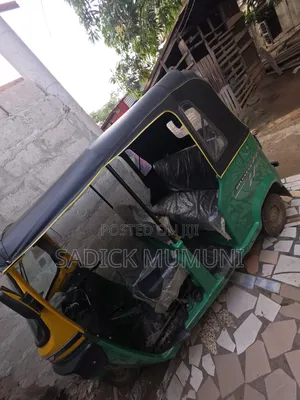 New TVS Apache 160 4V 2026 Green