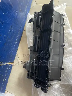 Cr-v 17 Shutter Grill