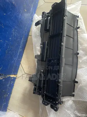 Cr-v 17 Shutter Grill