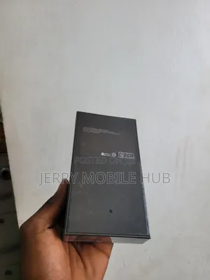 New Samsung Galaxy S22 5G 128 GB Black