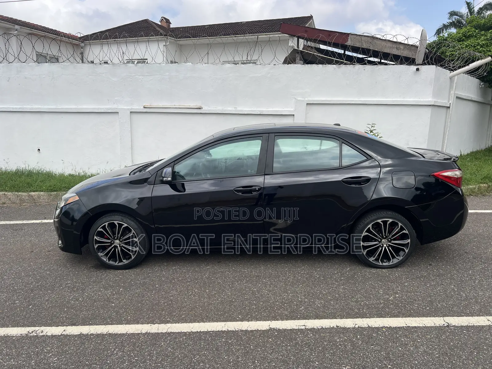 Toyota Corolla S 4dr Sedan (1.8L 4cyl CVT) 2015 Black