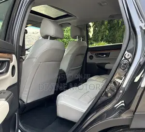 Honda CR-V Touring AWD 2018 Gray
