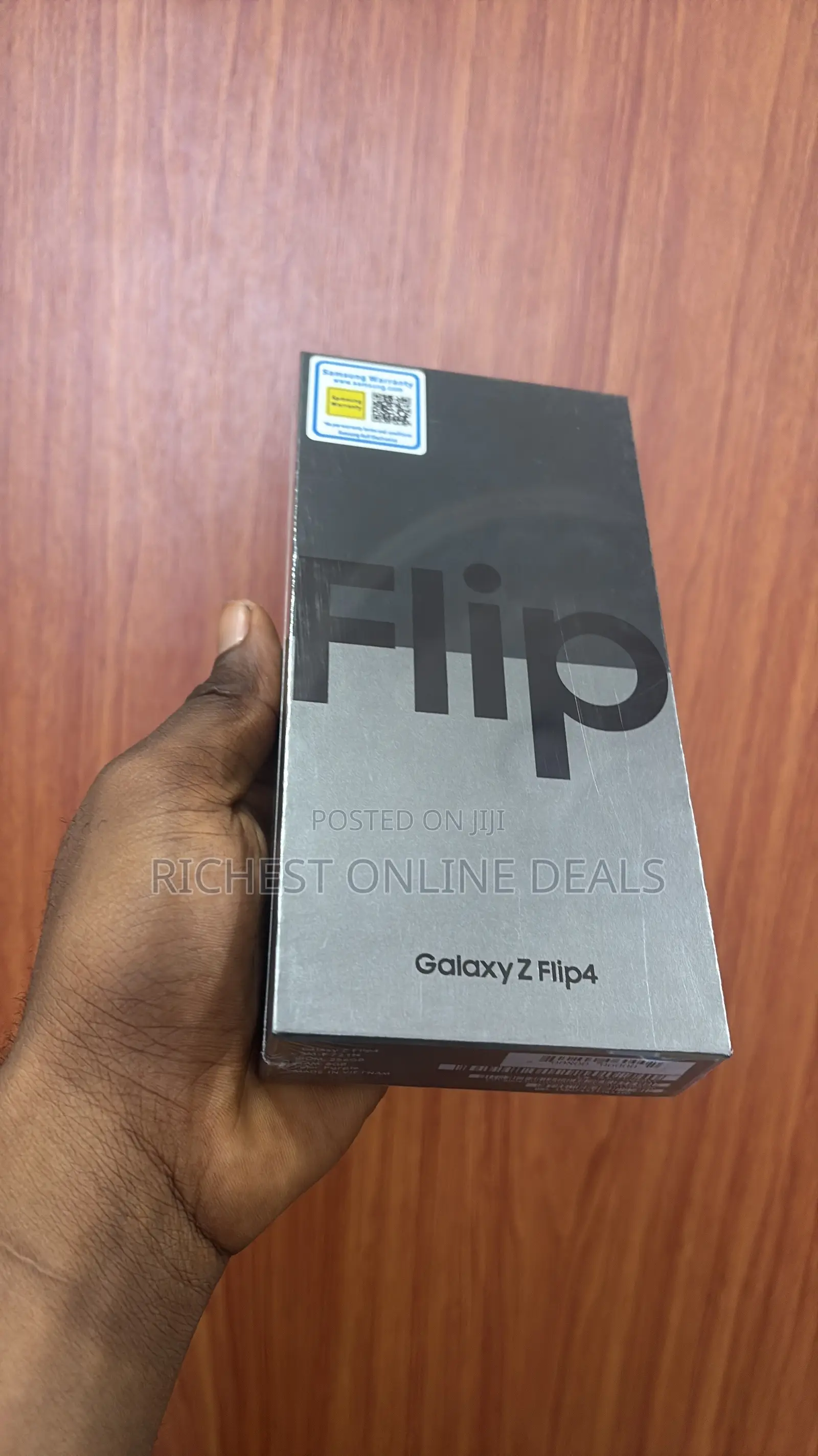 New Samsung Galaxy Z Flip4 256 GB Black