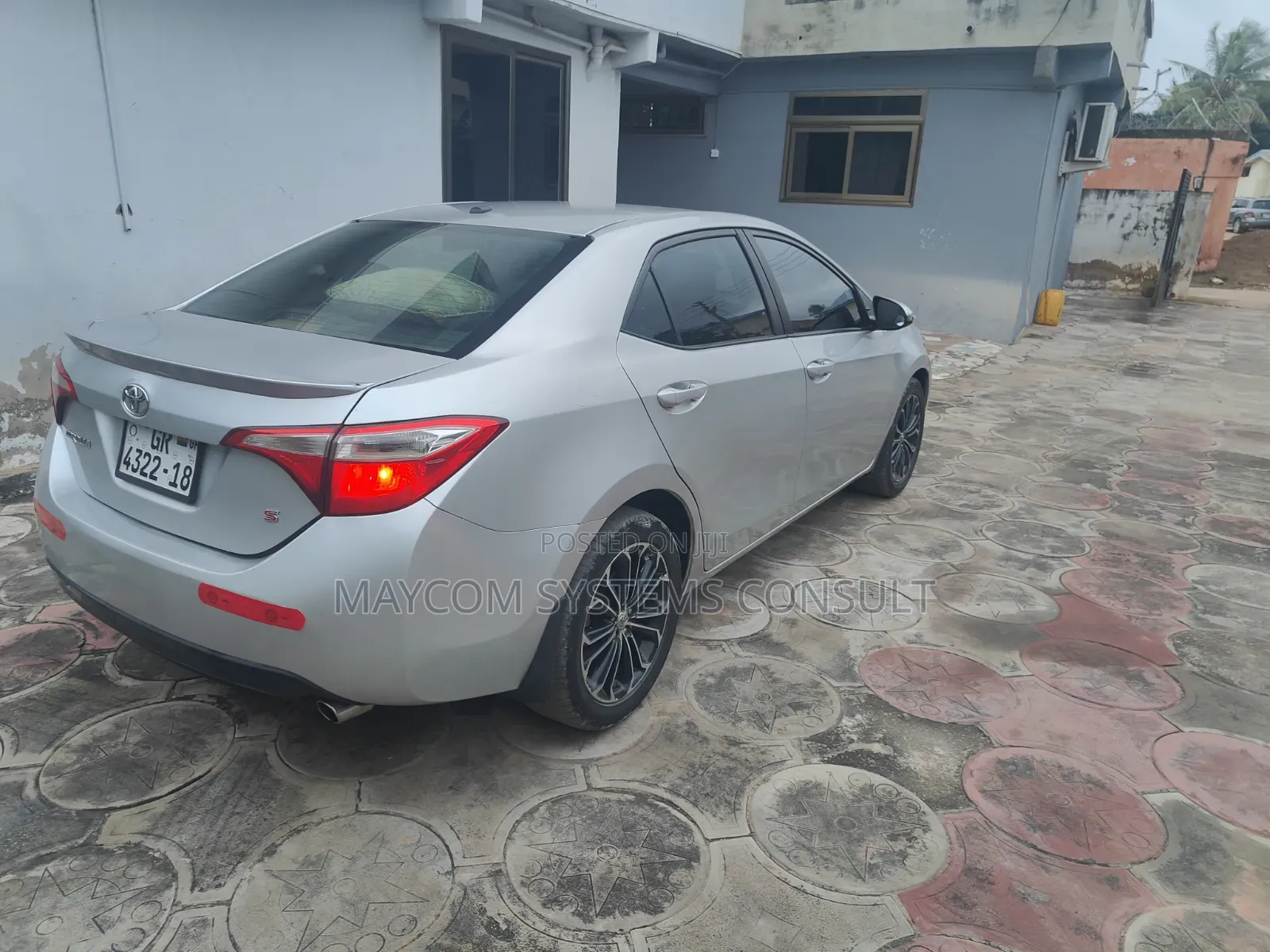 Toyota Corolla S Plus 4dr Sedan (1.8L 4cyl CVT) 2014 Silver