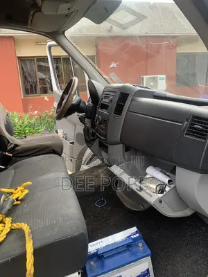 Mercedes-Benz Sprinter 2011
