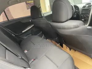 Toyota Corolla S 4dr Sedan (1.8L 4cyl 4A) 2013