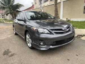 Toyota Corolla S 4dr Sedan (1.8L 4cyl 4A) 2013