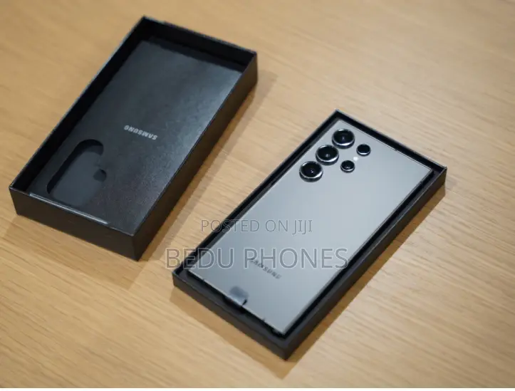 New Samsung Galaxy S24 Ultra 1 TB Gray