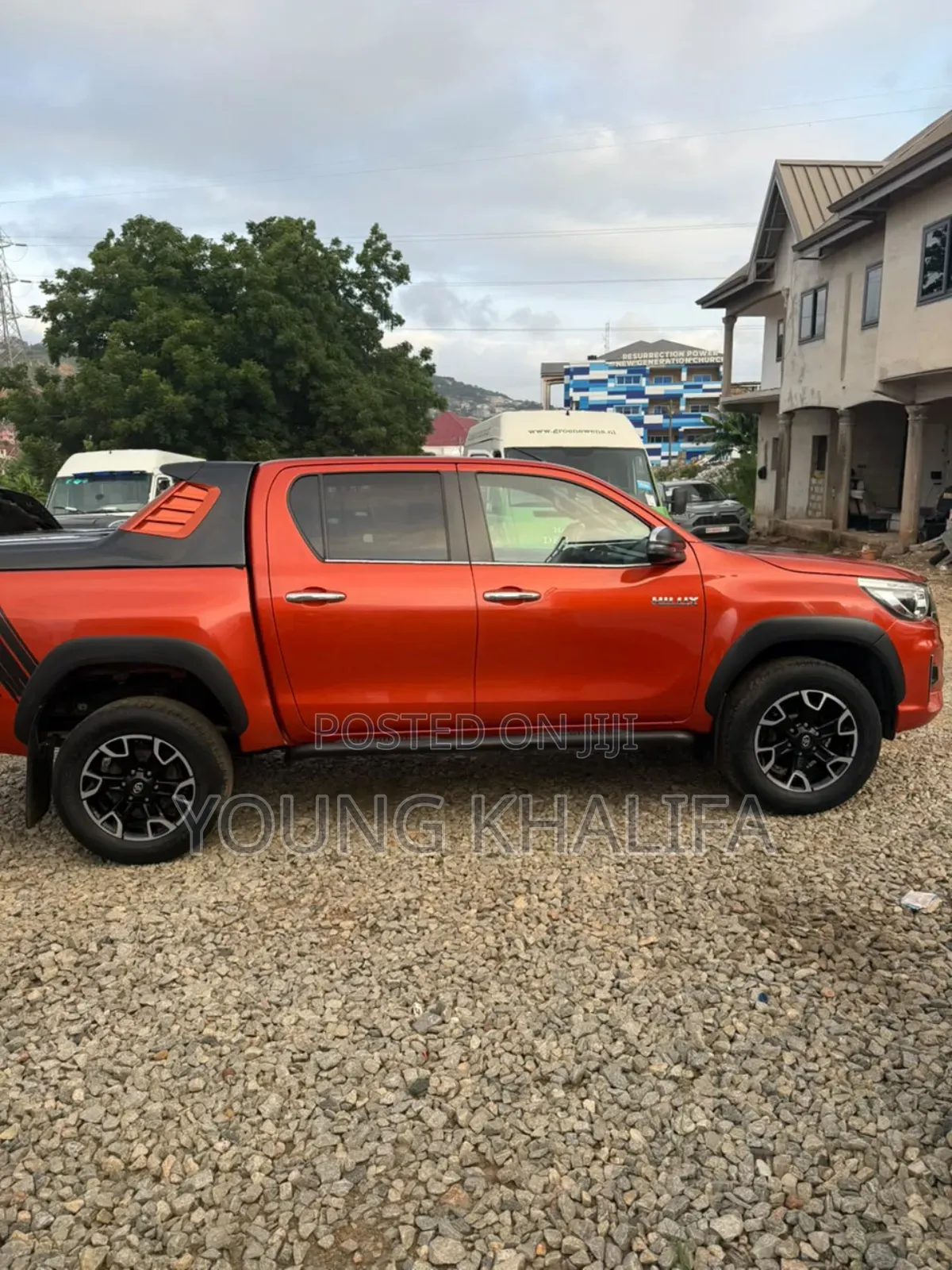 Toyota Hilux 2020 Orange