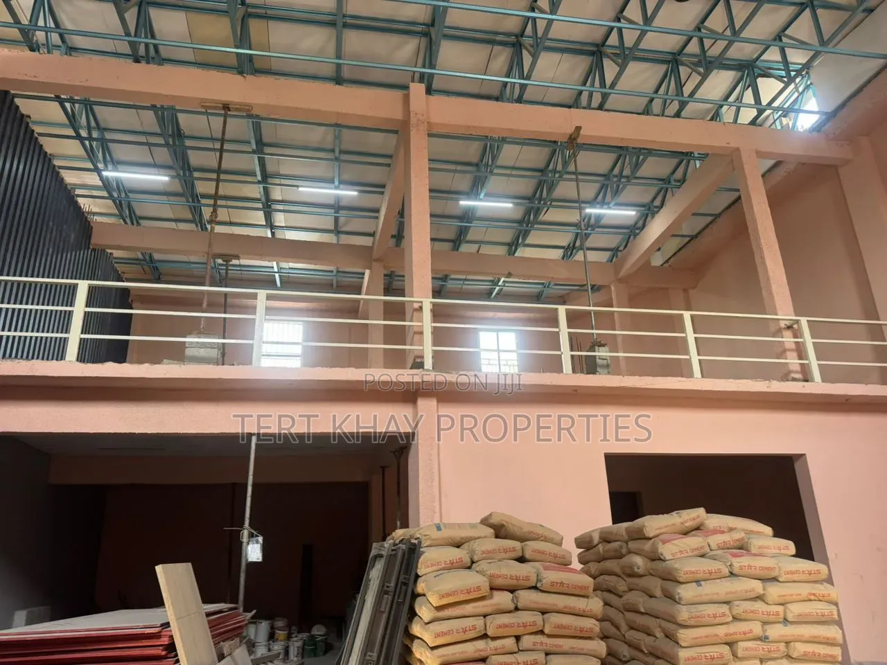 400 Sqm. Warehouse With Office for Rent Tesano