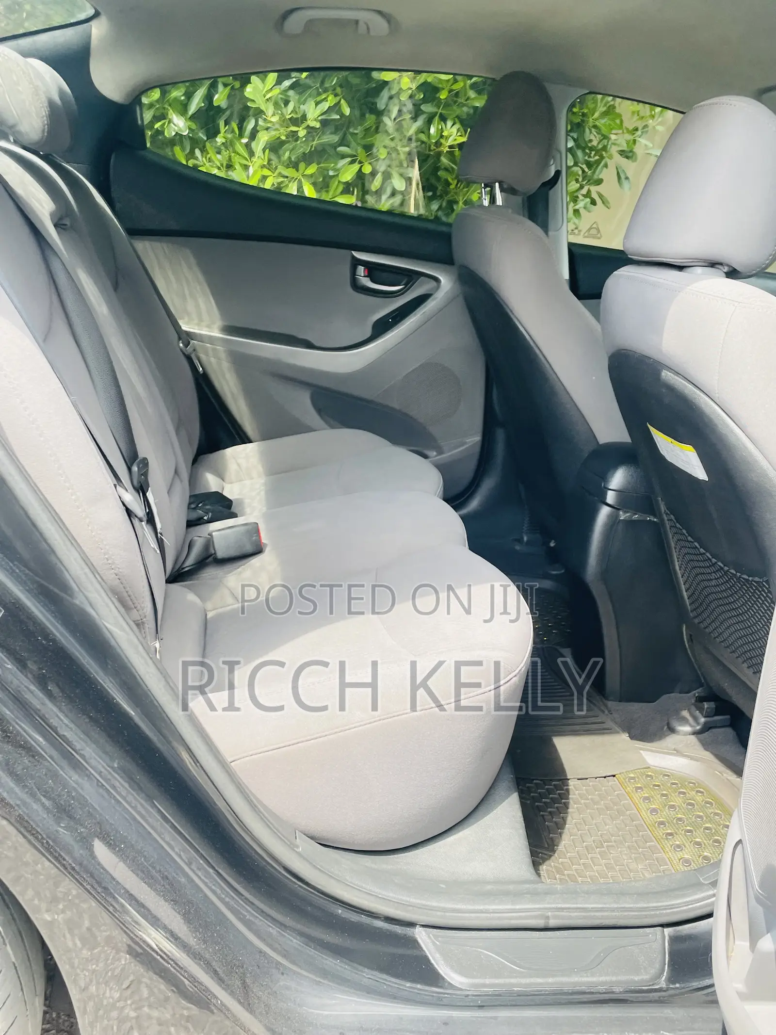 Hyundai Elantra SE Sedan FWD (1.8L 4cyl 6A) 2016 Black