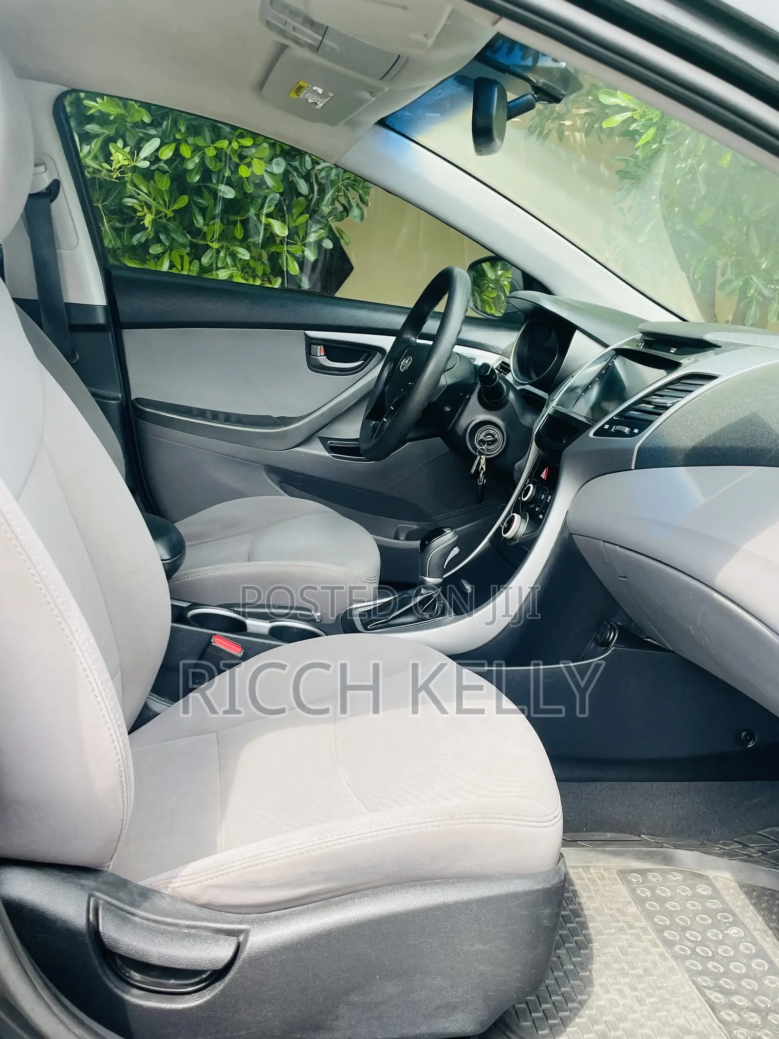 Hyundai Elantra SE Sedan FWD (1.8L 4cyl 6A) 2016 Black