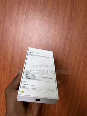 New Apple iPhone 16 256 GB Black