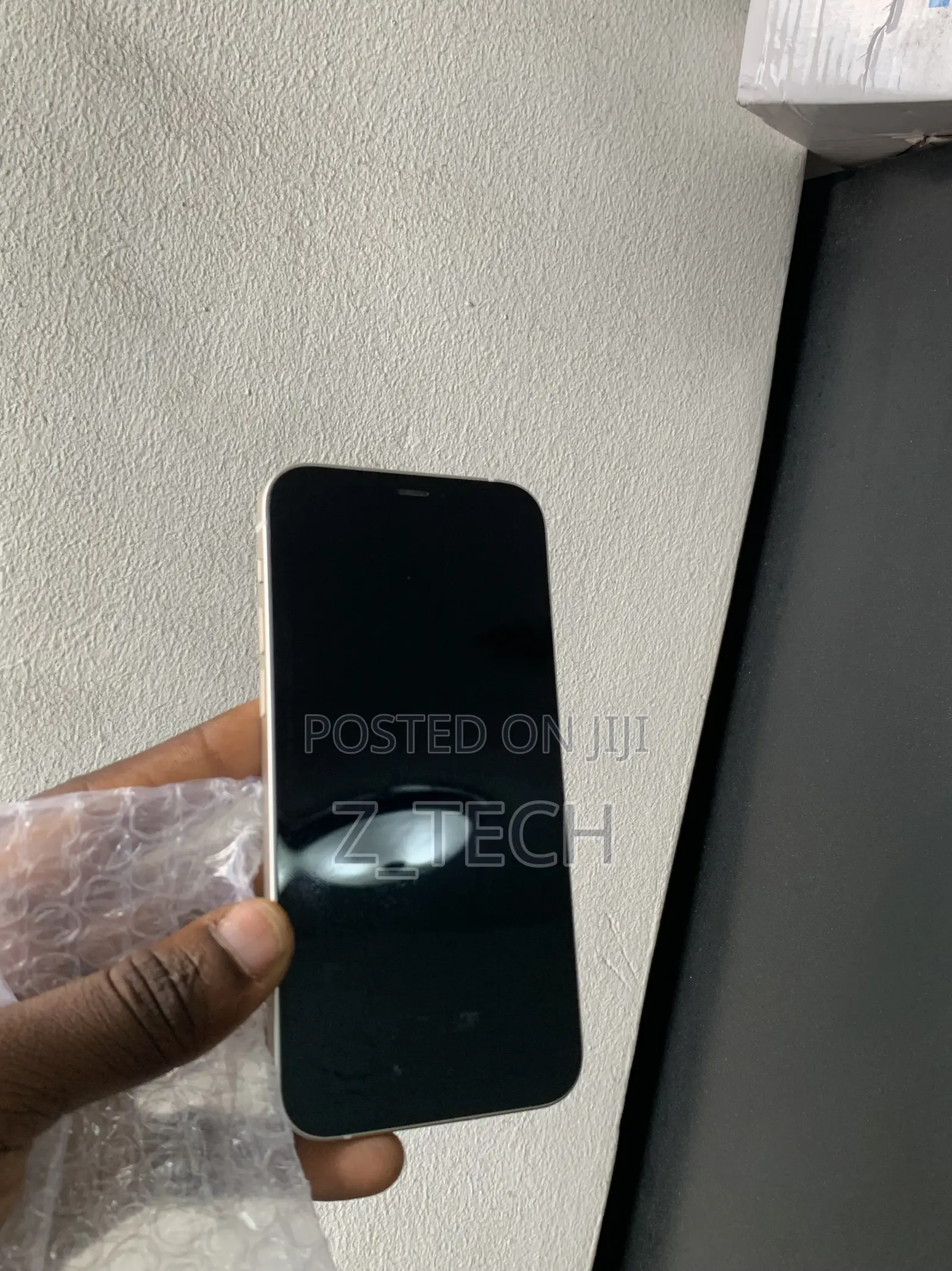 Apple iPhone 12 64 GB White