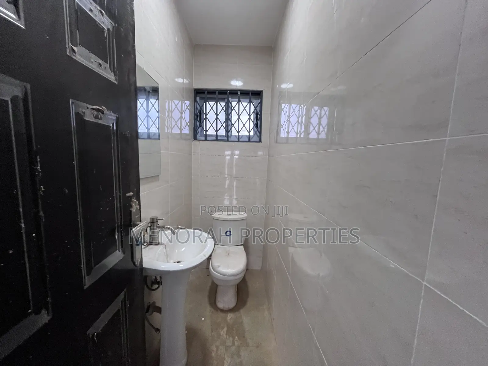 2bdrm Apartment in Adenta Amrahia for rent