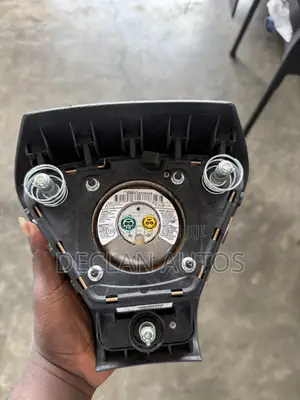 2011 Hyundai Sonata Driver Steering Wheel Horn Airbag