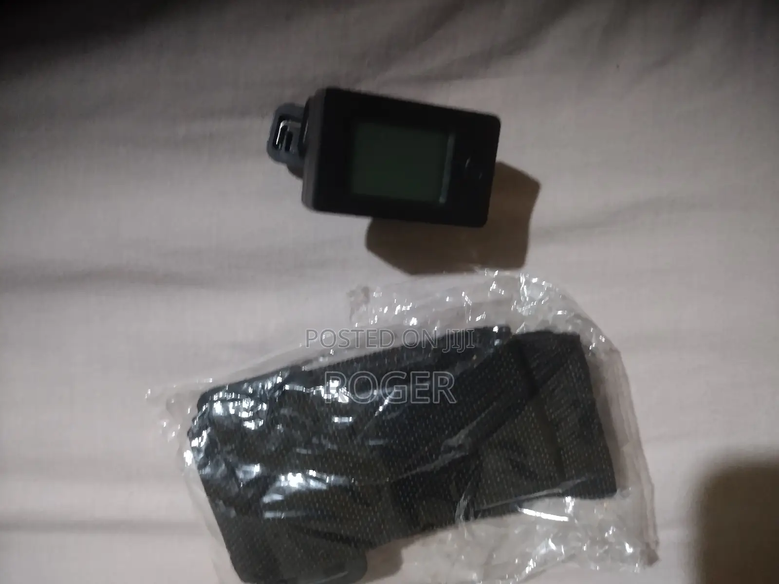 Acoustic Guitar With Tuner and Bag